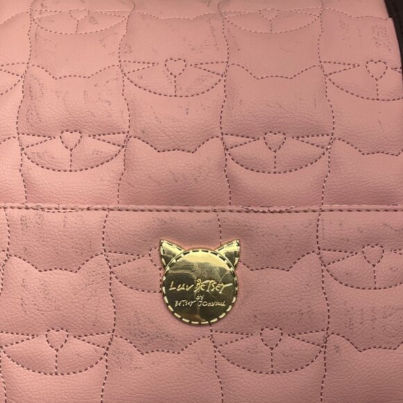 Luv Betsey Pink Quilted Cat Face With Shoulder Strap & Gold Accents Duffle Bag - Picture 4 of 15